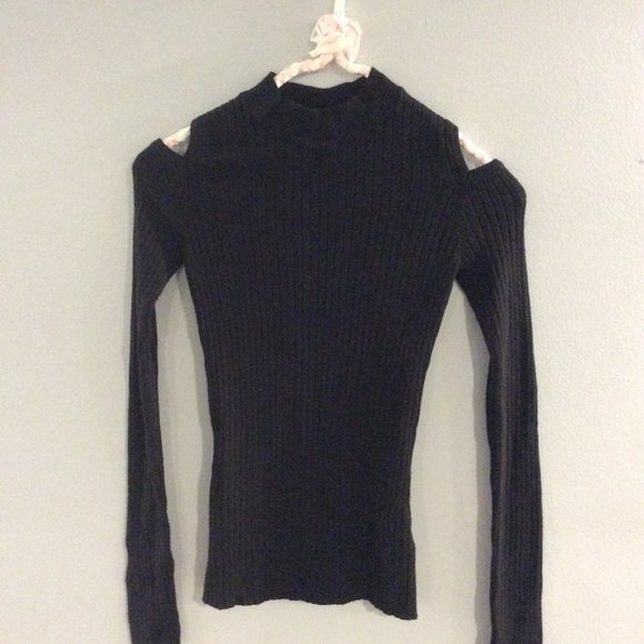 long sleeve - Picture 1 of 3